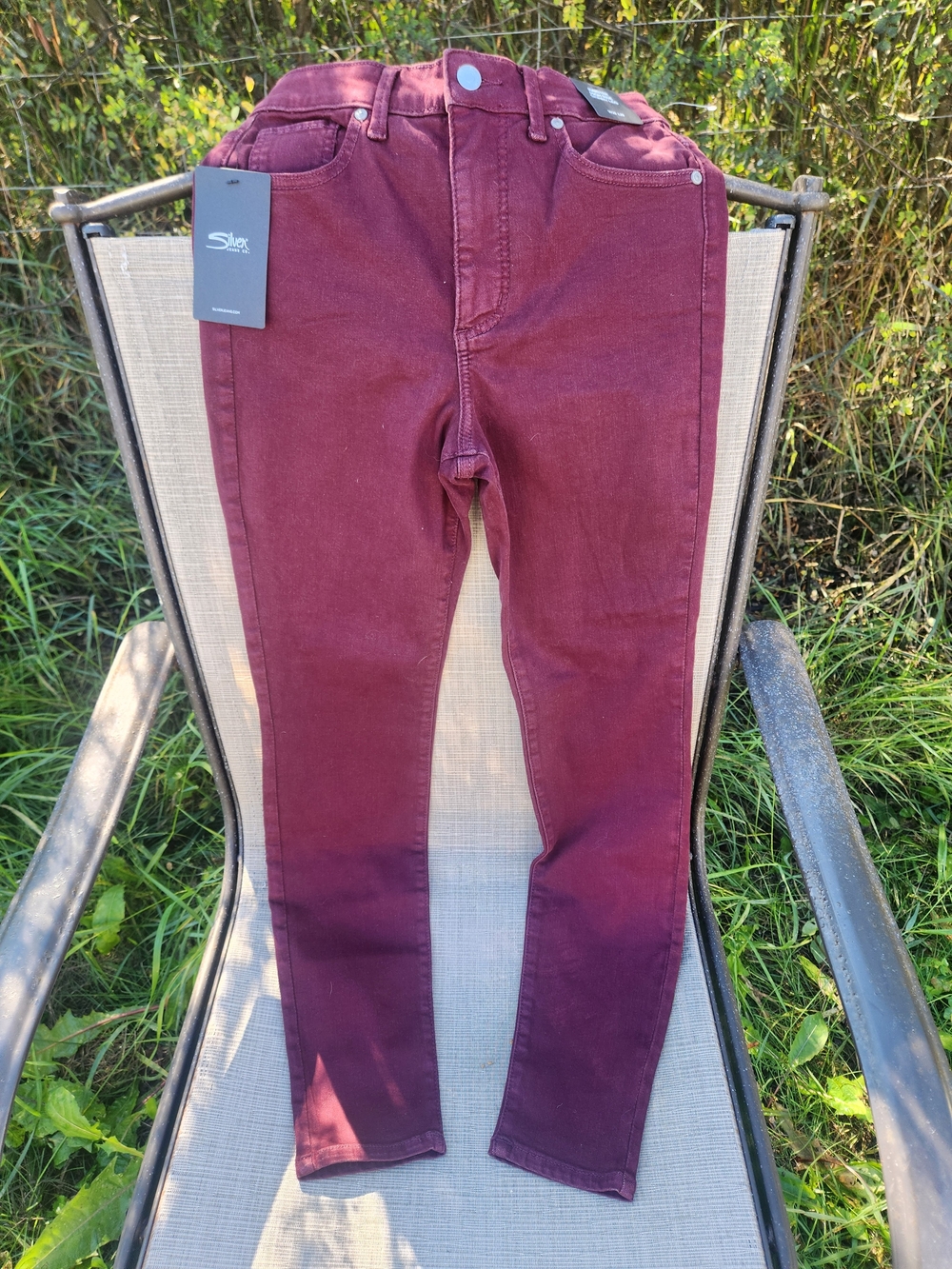 Silver Jeans Women's Maroon Skinny Jeans